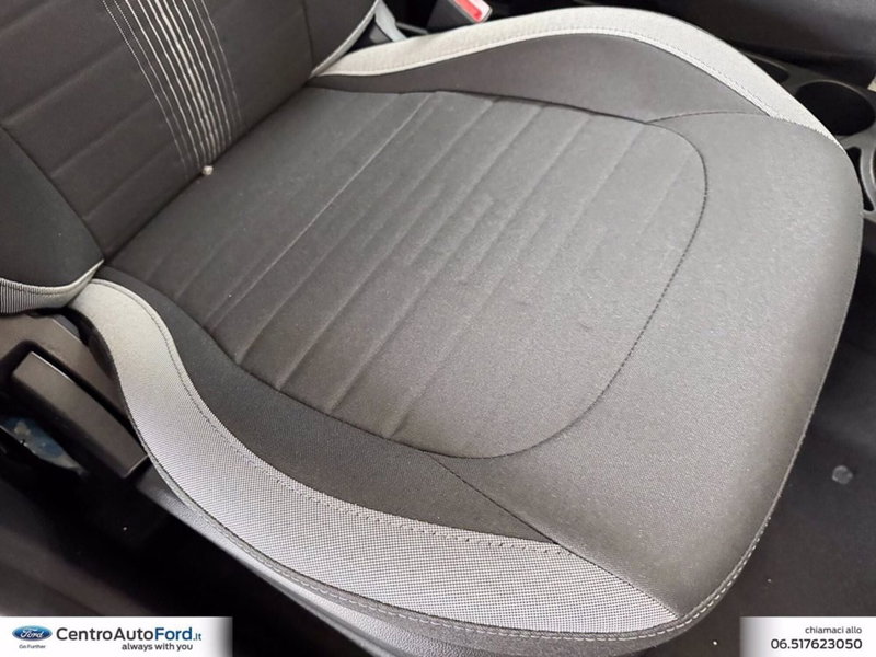 Hyundai i10 nuova a Roma (8)