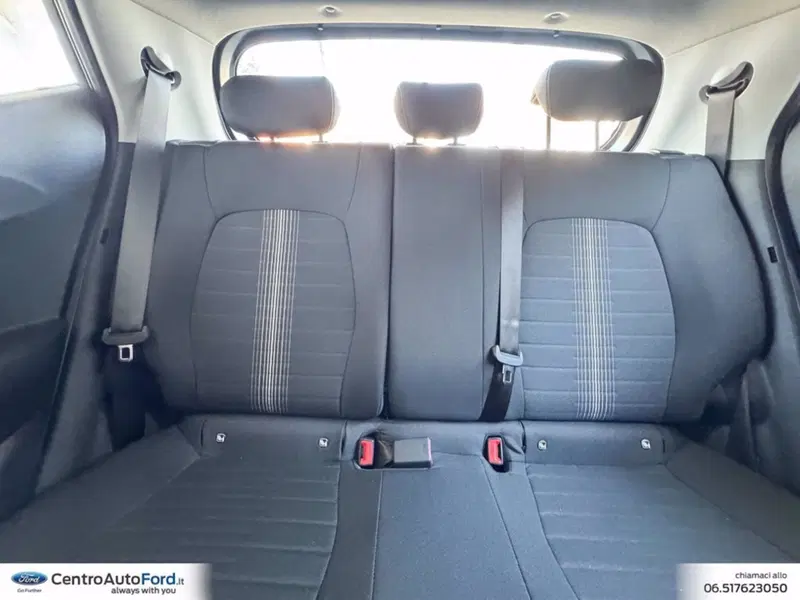 Hyundai i10 nuova a Roma (9)