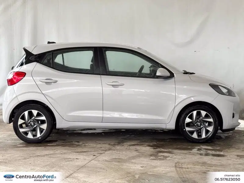 Hyundai i10 nuova a Roma (5)