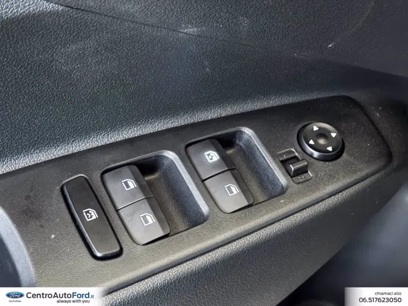 Hyundai i10 nuova a Roma (19)