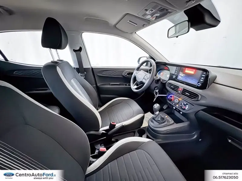 Hyundai i10 nuova a Roma (6)