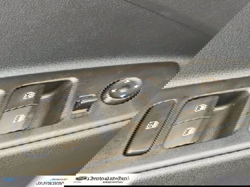 Hyundai i10 nuova a Roma (19)