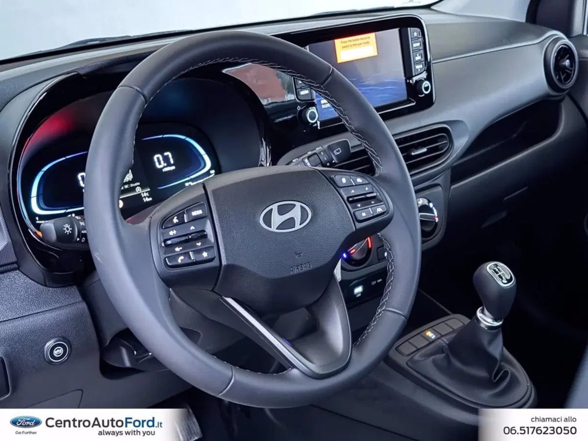 Hyundai i10 nuova a Roma (18)