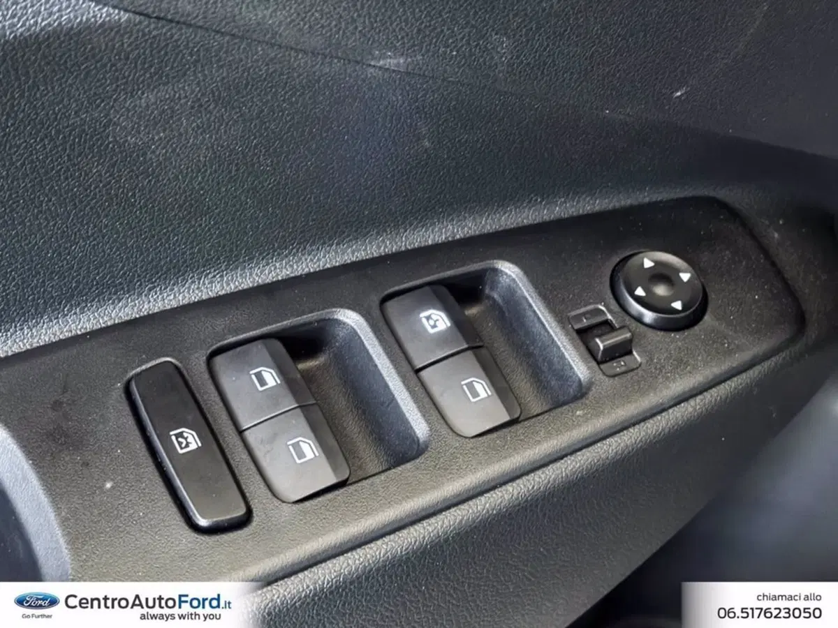 Hyundai i10 nuova a Roma (19)