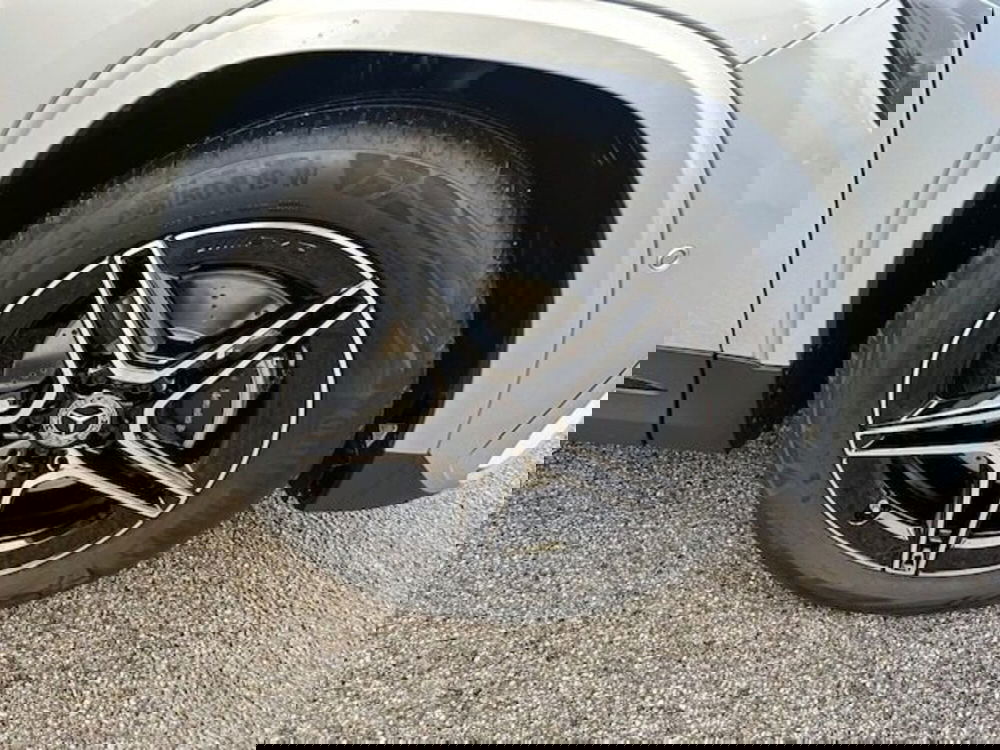 Mercedes-Benz GLA SUV nuova a Potenza (16)