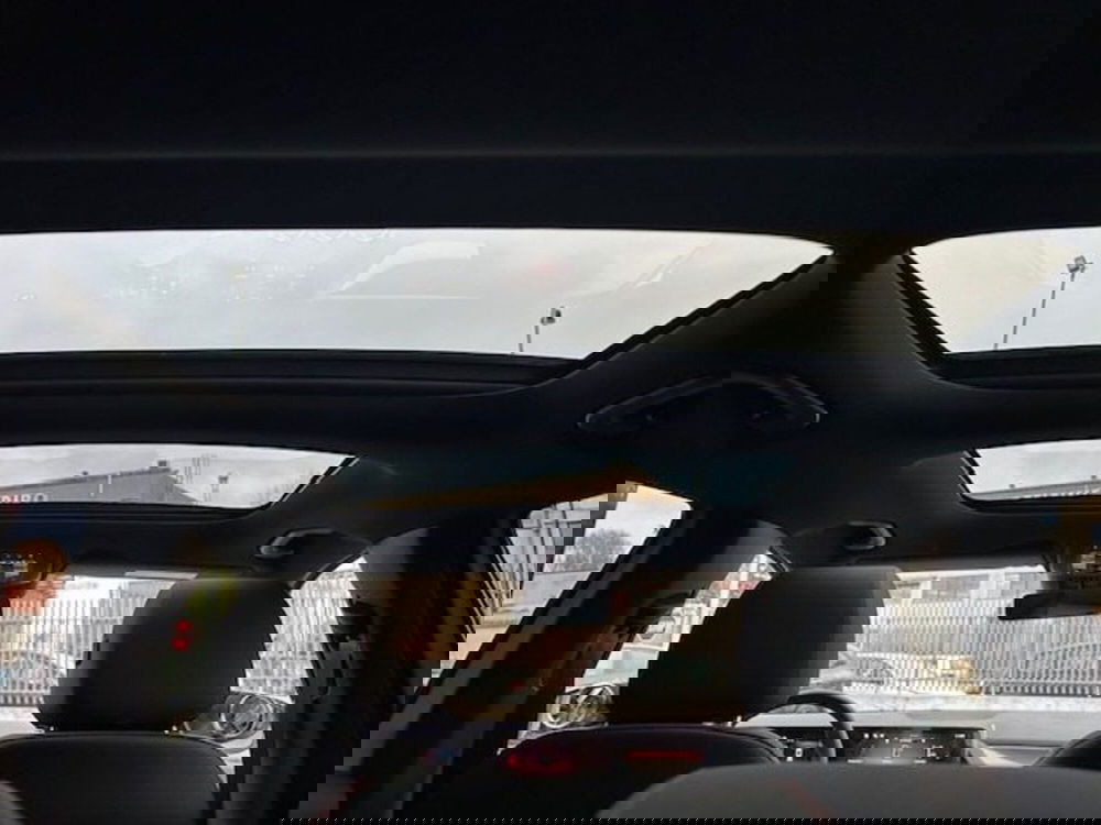 Mercedes-Benz GLA SUV nuova a Potenza (7)