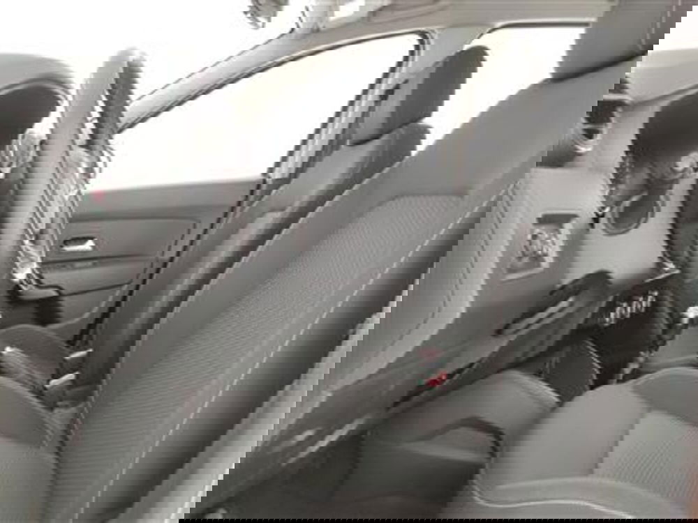 Dacia Duster usata a Bari (13)