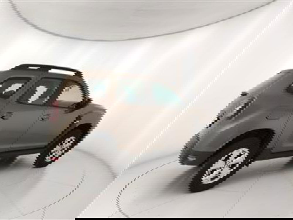 Dacia Duster usata a Bari (8)