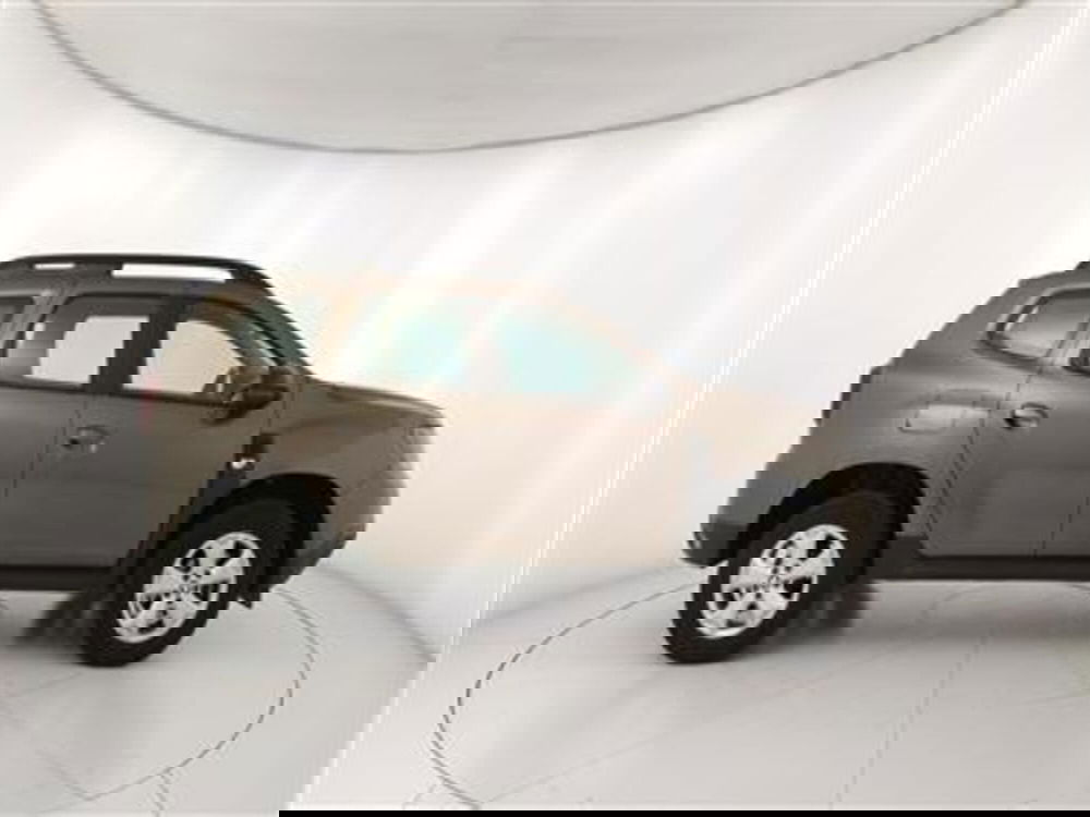 Dacia Duster usata a Bari (9)