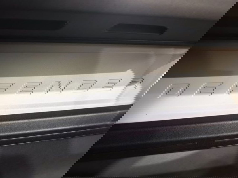 Land Rover Defender usata a Firenze (19)