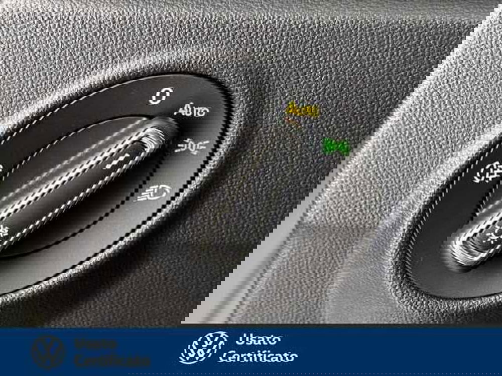 Volkswagen T-Roc usata a Vicenza (13)