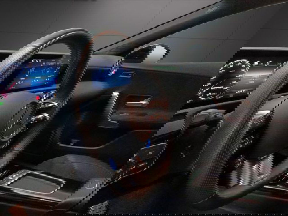 Mercedes-Benz Classe A usata a Milano (12)