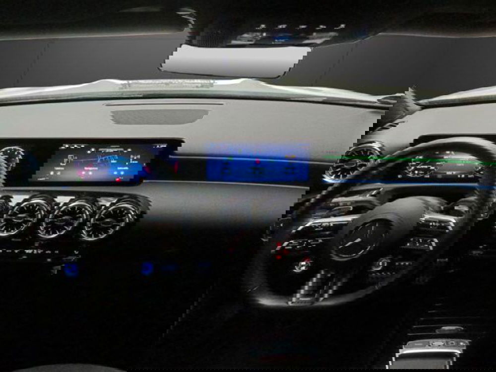 Mercedes-Benz Classe A usata a Milano (13)