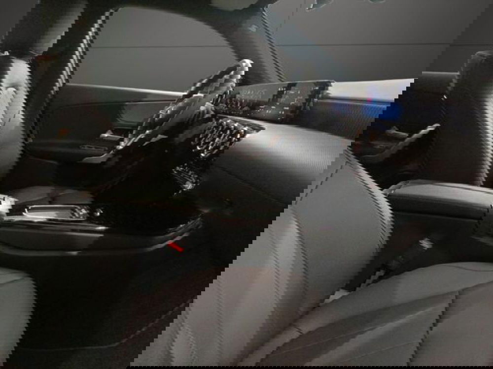 Mercedes-Benz Classe A usata a Milano (10)