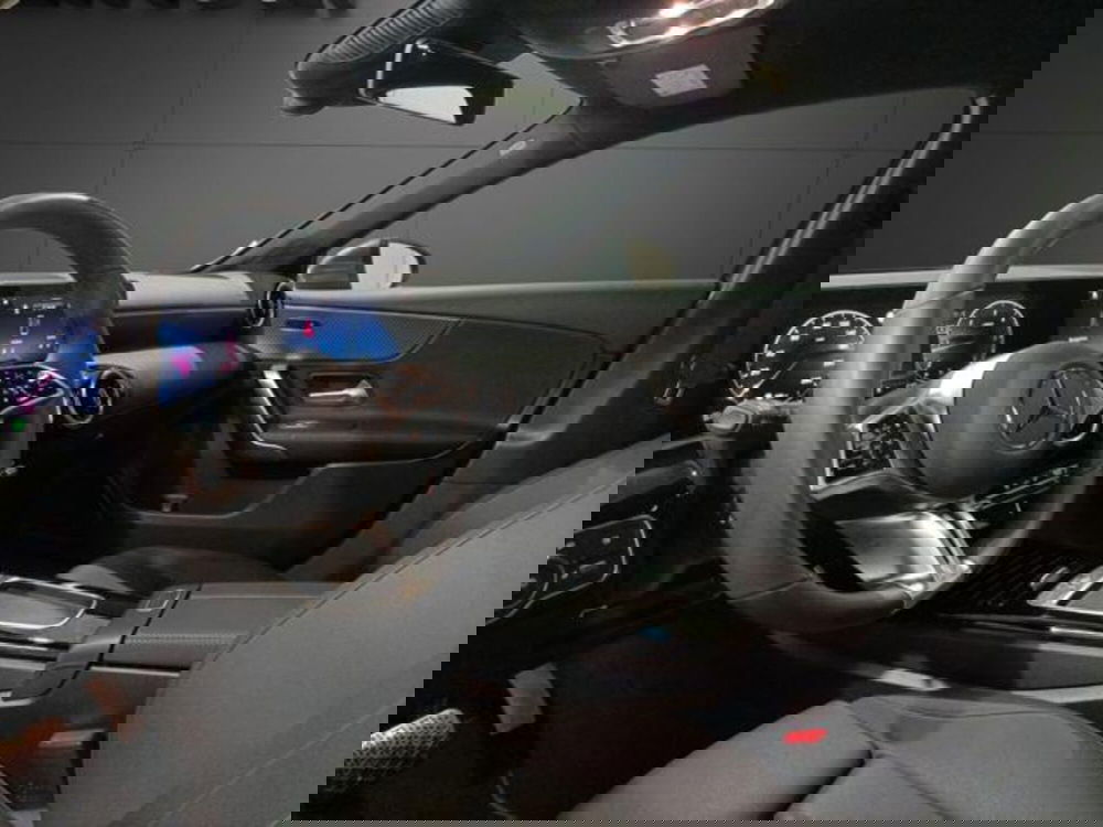 Mercedes-Benz Classe A usata a Milano (12)