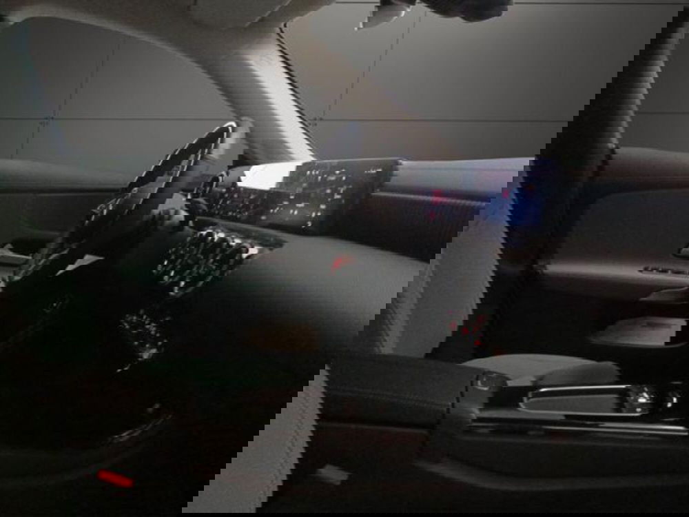 Mercedes-Benz CLA Shooting Brake usata a Milano (11)