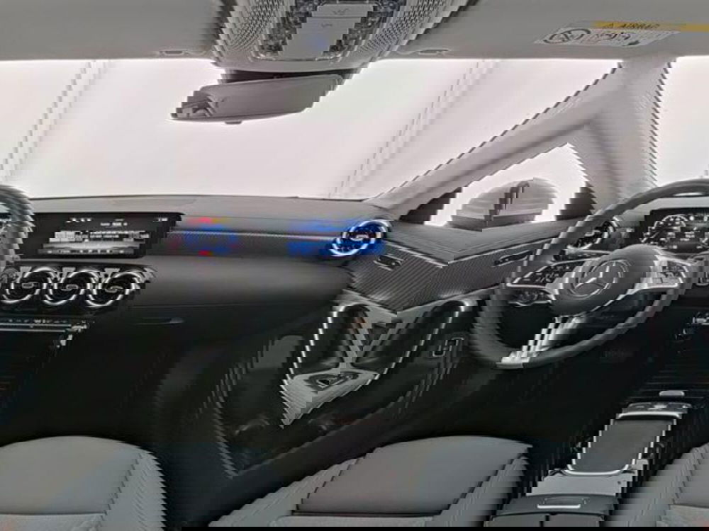 Mercedes-Benz CLA Shooting Brake usata a Milano (6)