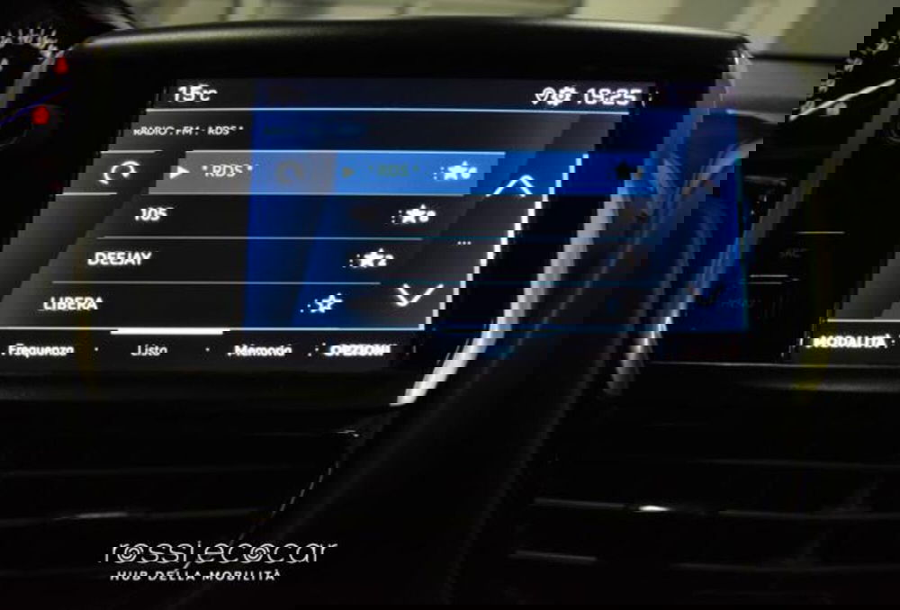 Peugeot 208 usata a Perugia (12)