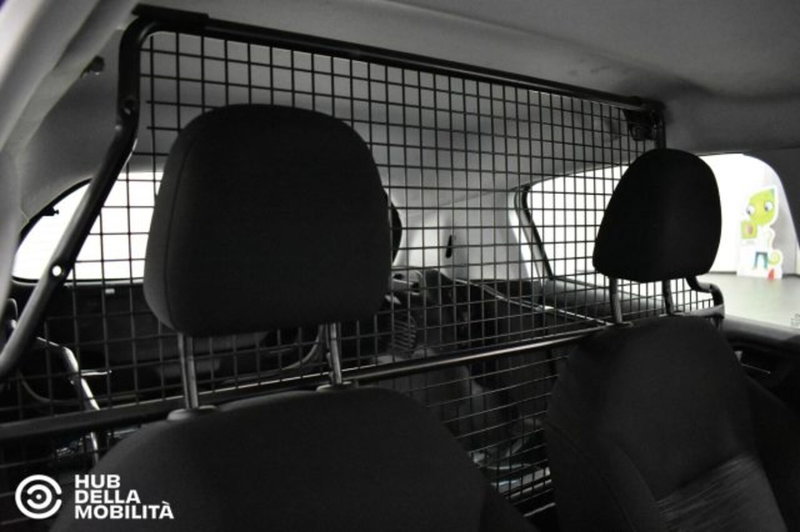 Peugeot 208 usata a Perugia (14)