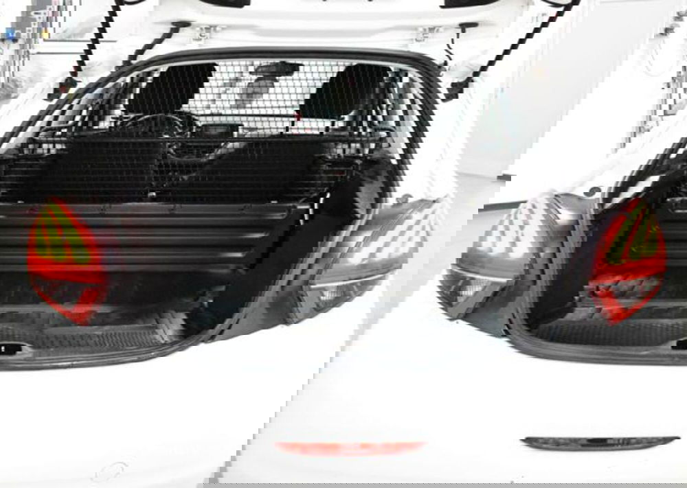 Peugeot 208 usata a Perugia (6)