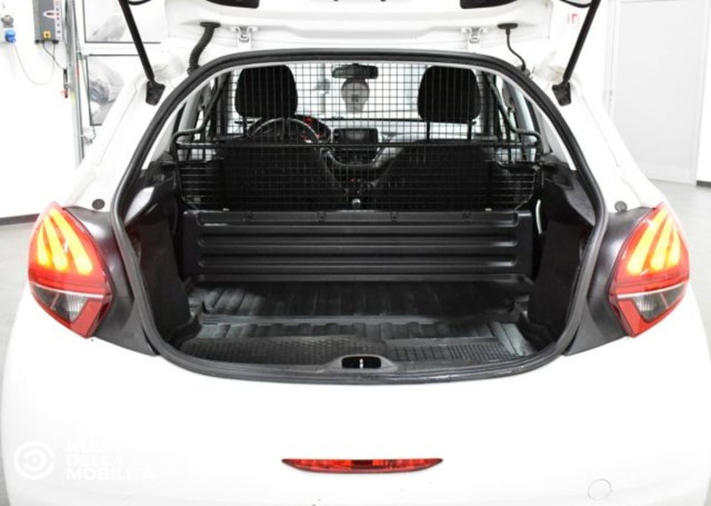 Peugeot 208 usata a Perugia (6)