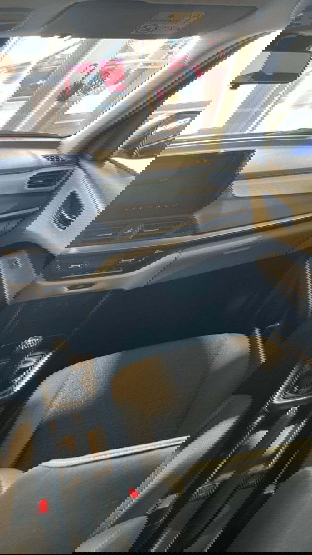 Suzuki Swift nuova a Novara (8)