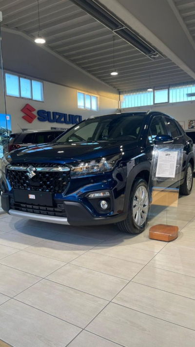 Suzuki S-Cross 1.4h Top 4wd allgrip 110cv nuova a Novara