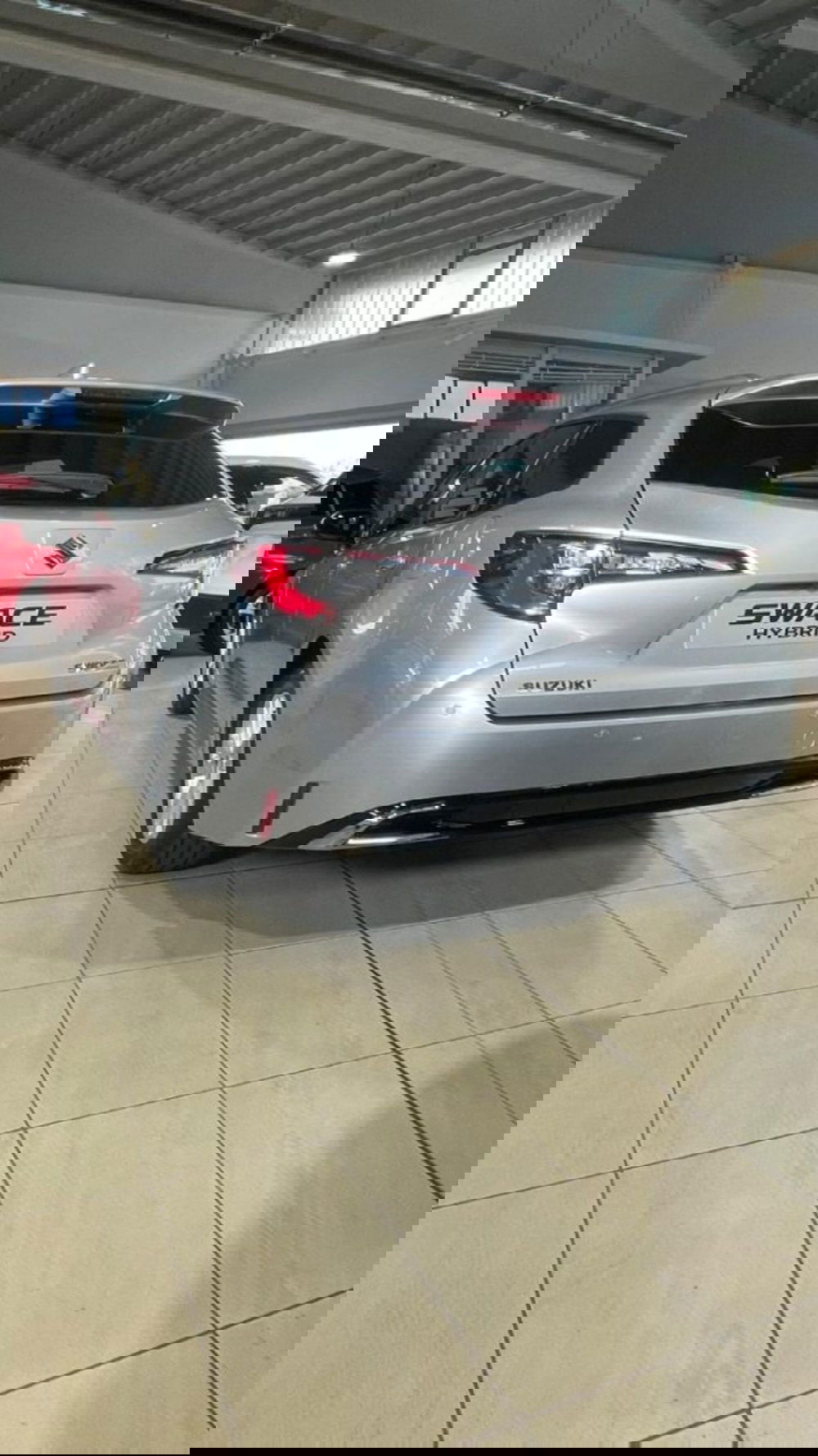 Suzuki Swace nuova a Novara (4)