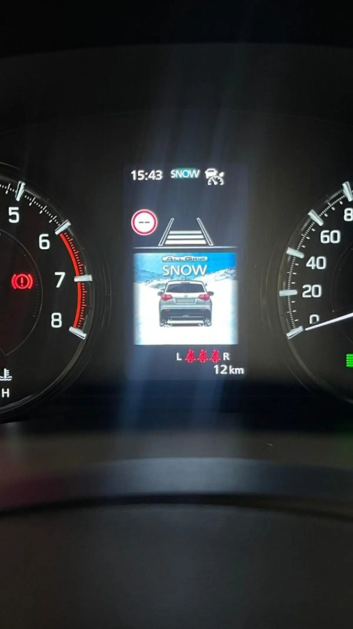 Suzuki Vitara nuova a Novara (18)