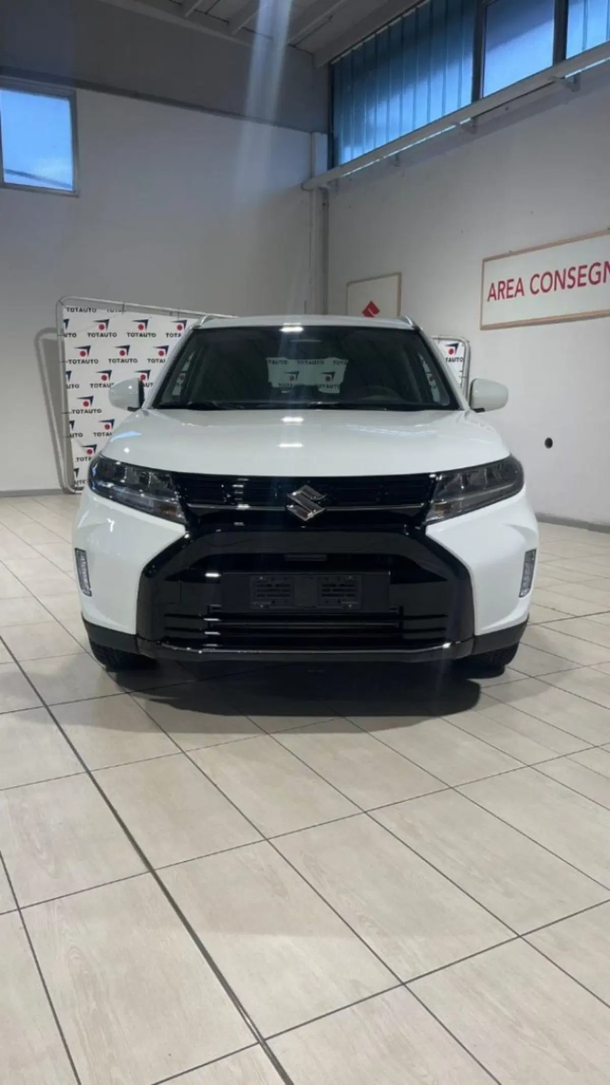 Suzuki Vitara nuova a Novara (3)