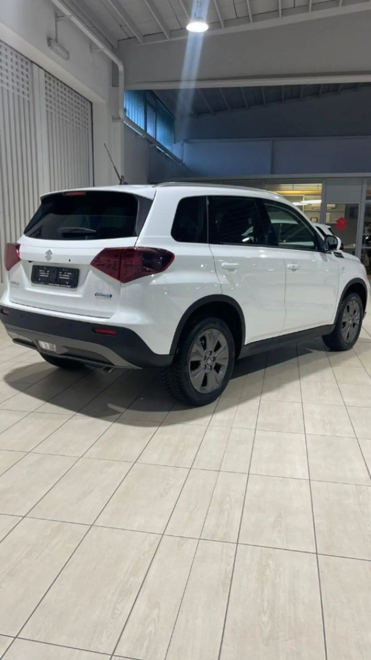 Suzuki Vitara nuova a Novara (5)