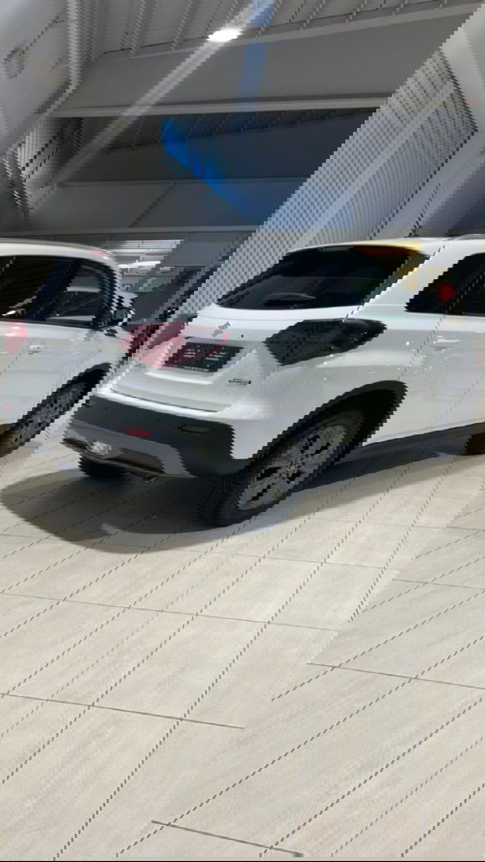 Suzuki Vitara nuova a Novara (5)