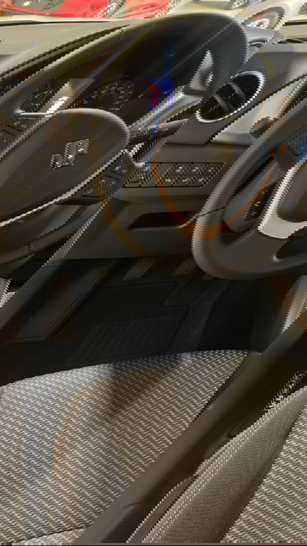 Suzuki Vitara nuova a Novara (9)