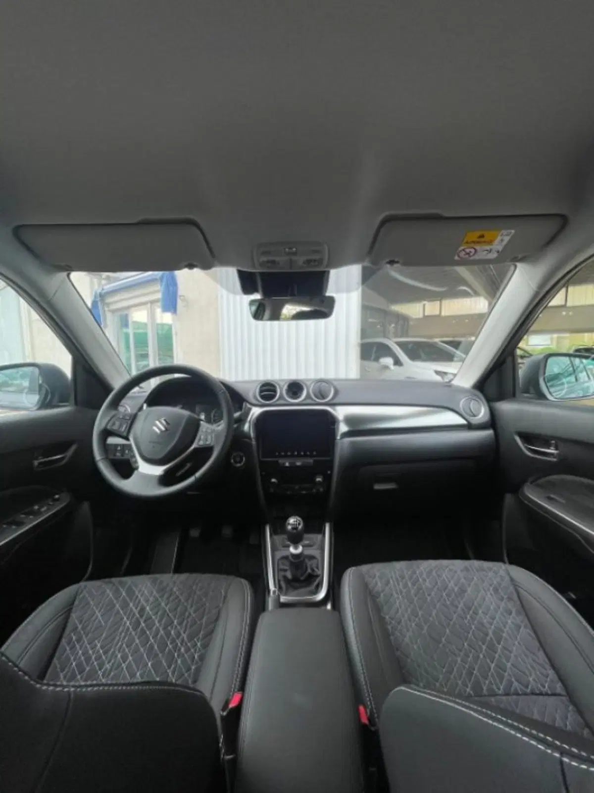 Suzuki Vitara nuova a Novara (10)