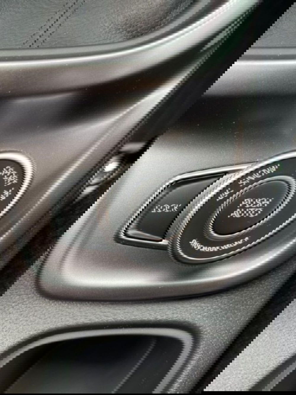 Suzuki Vitara nuova a Novara (11)