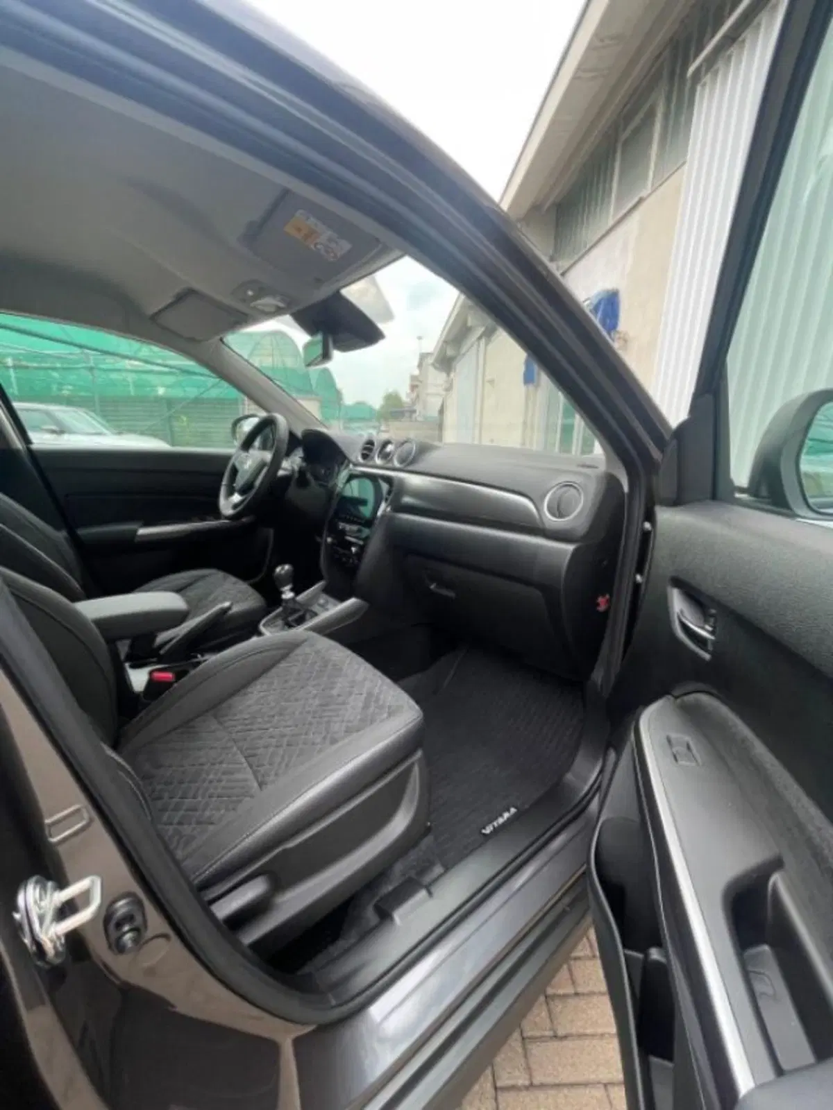 Suzuki Vitara nuova a Novara (13)
