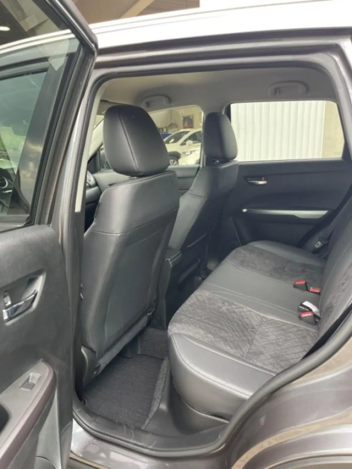 Suzuki Vitara nuova a Novara (15)