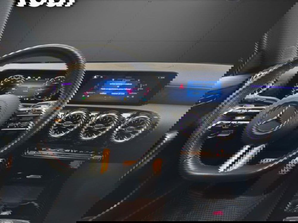 Mercedes-Benz Classe A usata a Novara (7)