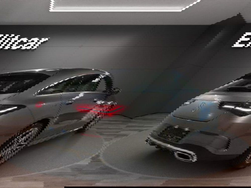 Mercedes-Benz CLA Shooting Brake usata a Novara (9)