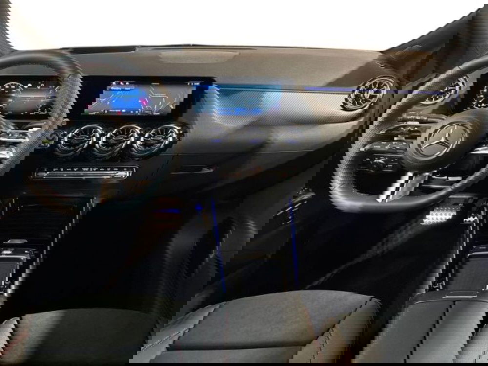 Mercedes-Benz Classe B nuova a Bologna (13)