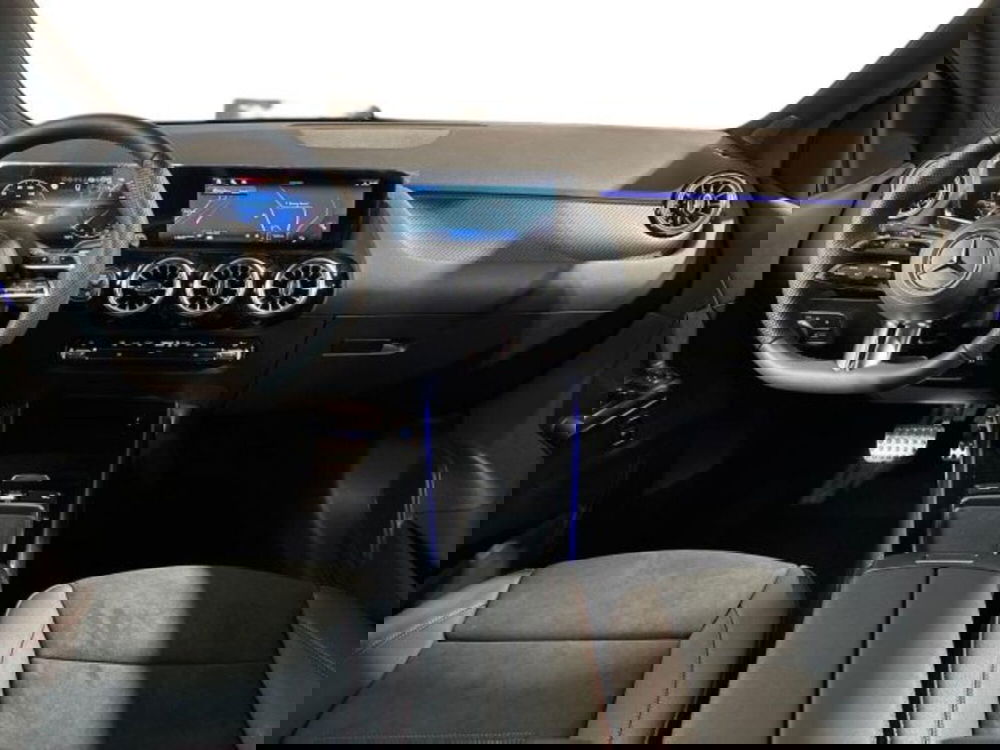 Mercedes-Benz Classe B nuova a Bologna (13)