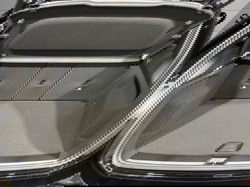 Mercedes-Benz Classe B nuova a Bologna (7)