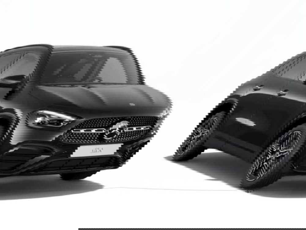 Mercedes-Benz GLA SUV nuova a Verona