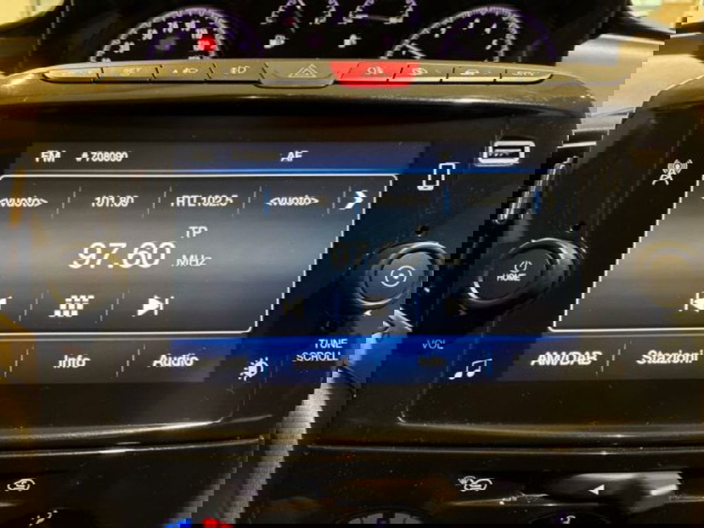 Lancia Ypsilon usata a Ancona (19)