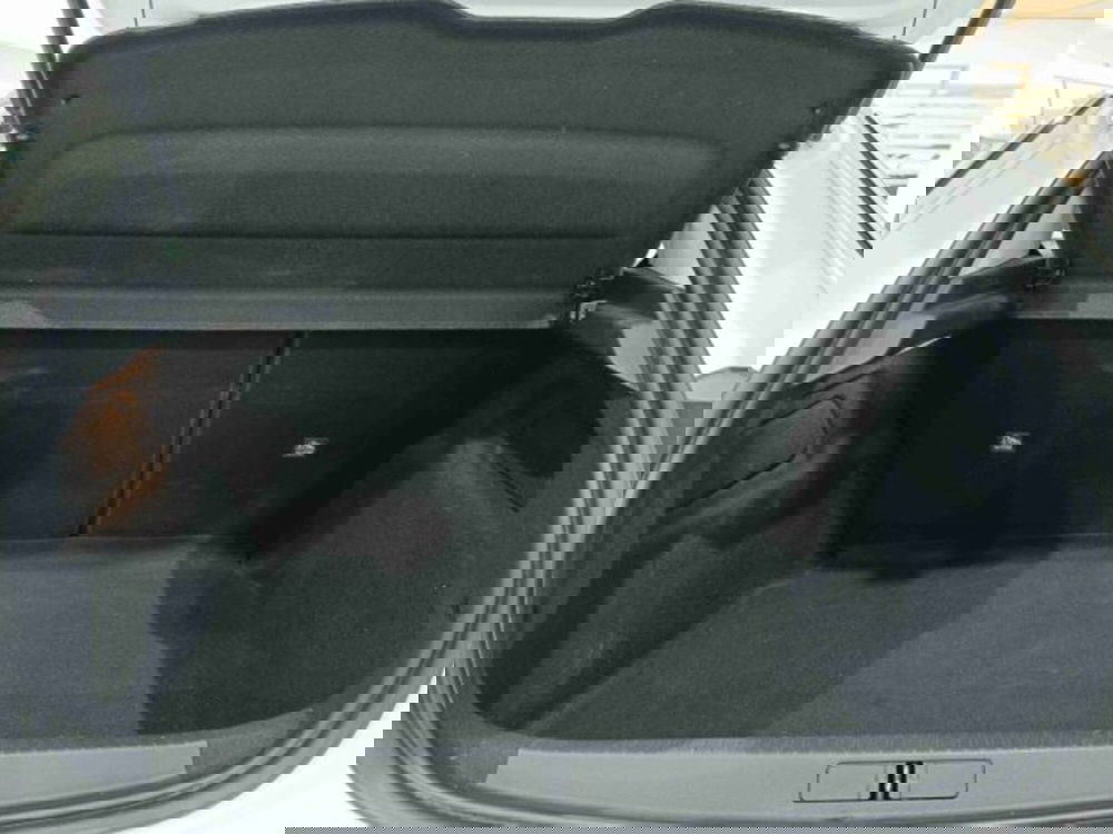 Opel Corsa usata a Catania (12)