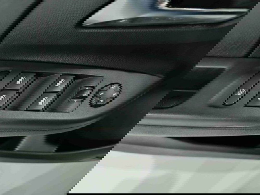 Opel Corsa usata a Catania (19)