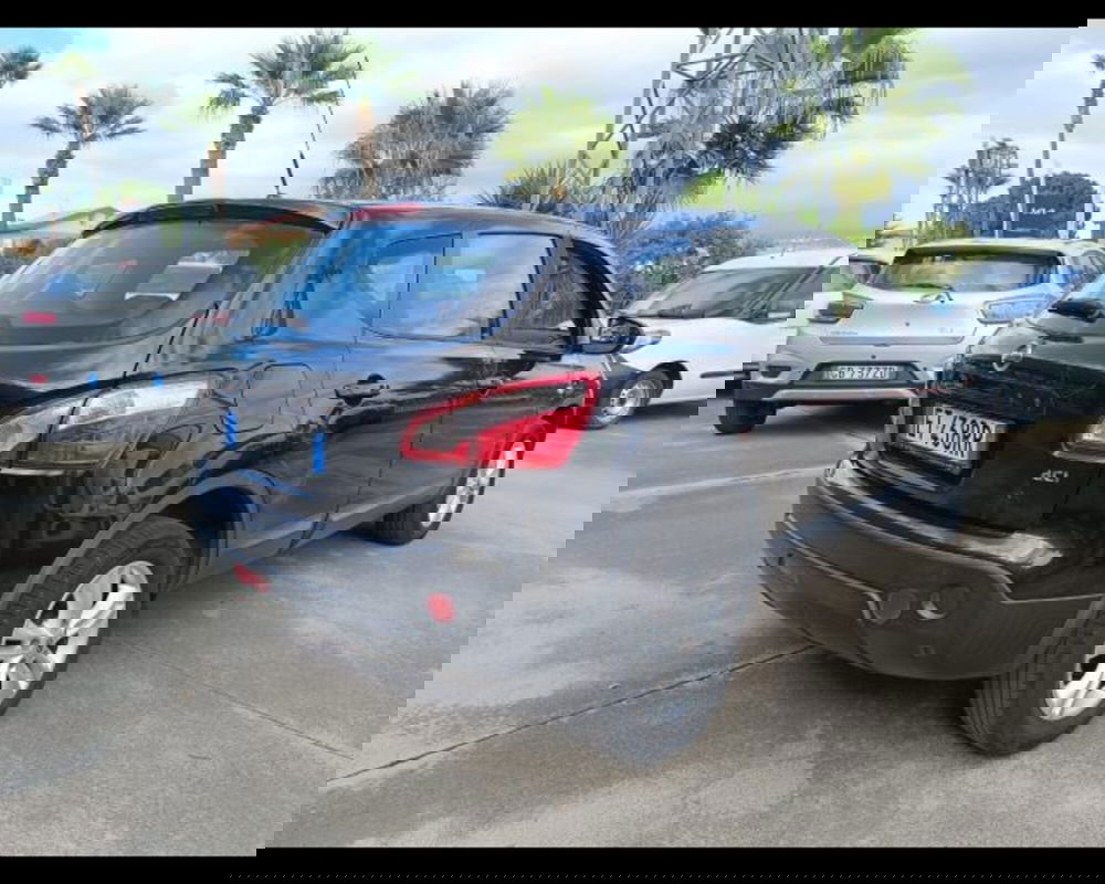 Nissan Qashqai usata a Catania (3)