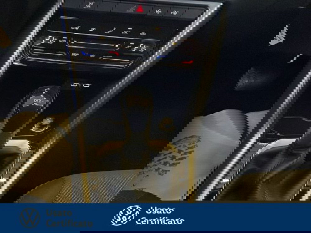 Volkswagen T-Roc usata a Vicenza (11)