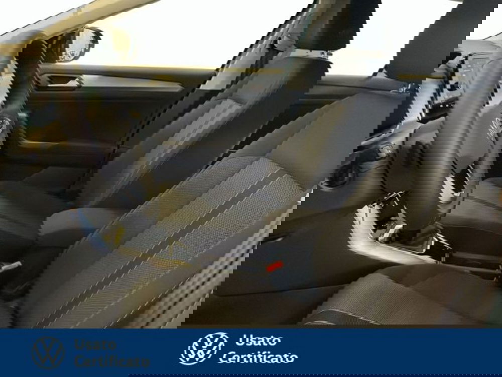 Volkswagen T-Roc usata a Vicenza (13)