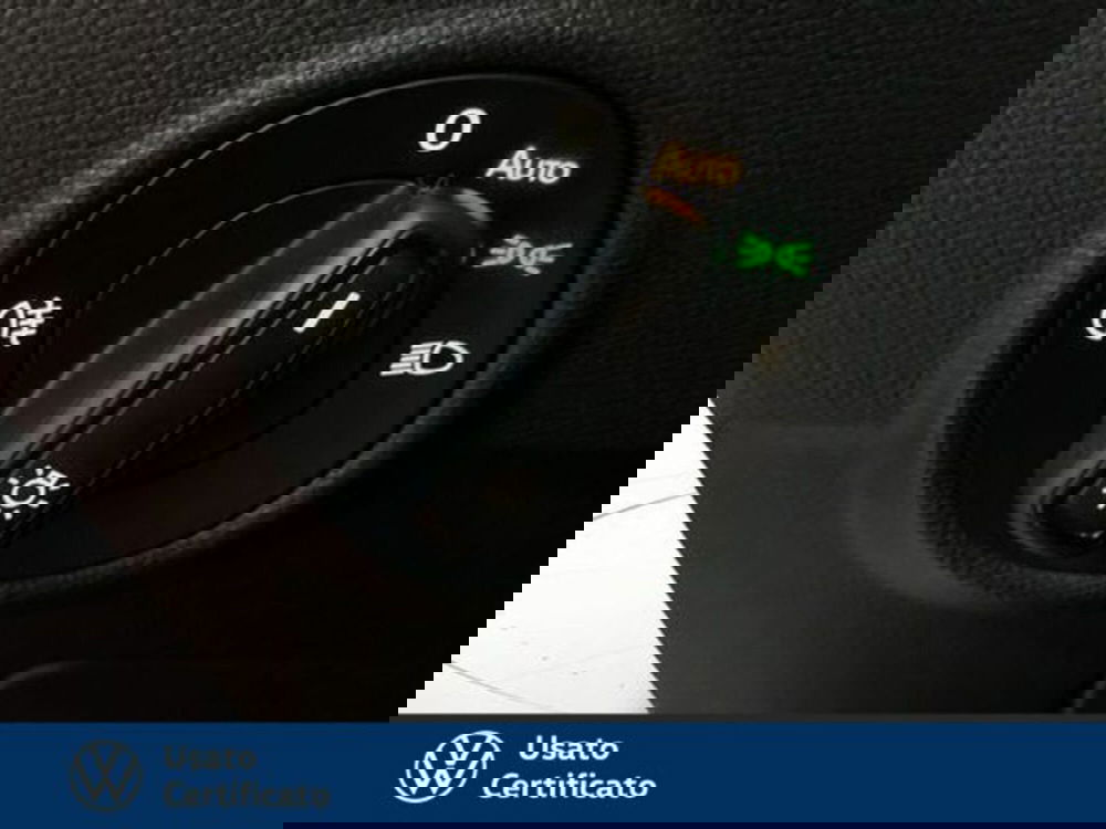 Volkswagen T-Roc usata a Vicenza (11)